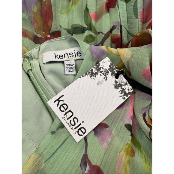 NWT Kensie V Neck Floral Print Chiffon Dress - Picture 9 of 9